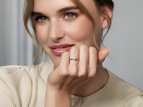 Bague de fiançailles Melody en 9K or blanc avec diamant 0,25ct H/SI