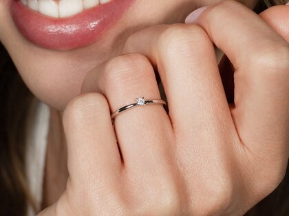 Bague de fiançailles Modern Petite dans 14K or blanc avec diamant 0,05ct G/SI