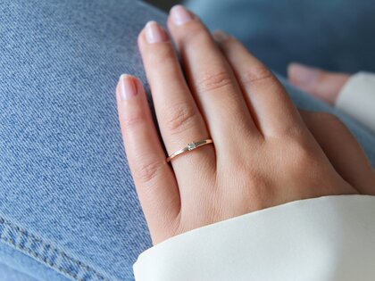 Bague de fiançailles Modern dans 14K or rose avec diamant 0,05ct G/SI