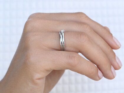 Bague de fiançailles Modern dans Argent 925/- avec diamant 0,10ct G/SI