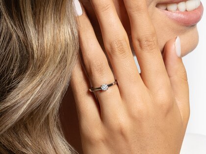 Bague de fiançailles Modern dans 14K or blanc avec diamant 0,30ct H/SI