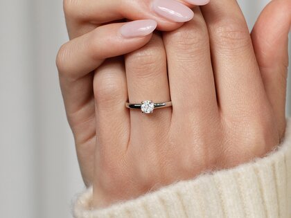 Bague de fiançailles Modern dans 14K or blanc avec diamant 0,50ct H/SI