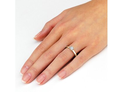 Bague de fiançailles Modern en 9K or jaune avec diamant de laboratoire 0,50ct E/VS