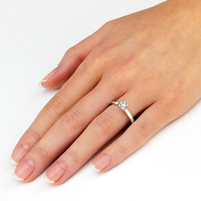 Bague de fiançailles Modern en 9K or jaune avec diamant de laboratoire 0,50ct E/VS
