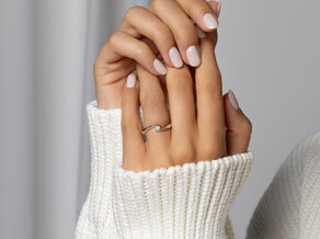 Bague de fiançailles Twist Petite dans 14K or blanc avec diamant 0,09ct G/SI