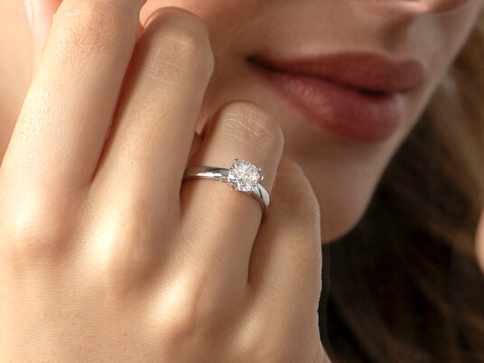 Bague de fiançailles Pure en 9K or blanc avec diamant 1,00ct