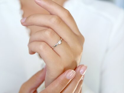 Bague de fiançailles Pure en 9K or jaune avec diamant 0,23ct G/SI
