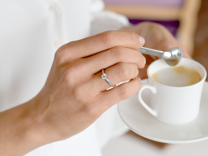 Bague de fiançailles Romance en 9K or blanc avec diamant de laboratoire 0,50ct E/VS
