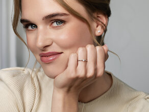 Bague de fiançailles Royal en 14K or jaune avec diamant 0,05ct H/SI