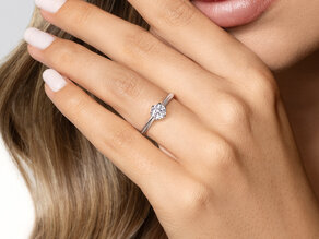 Bague de fiançailles The One en 18K or jaune avec diamant 0,60ct G/IF