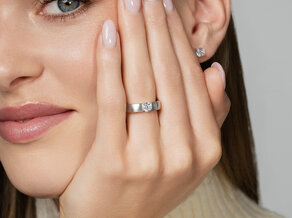 Bague de fiançailles Infinity dans 14K or jaune avec diamant 0,50ct G/SI