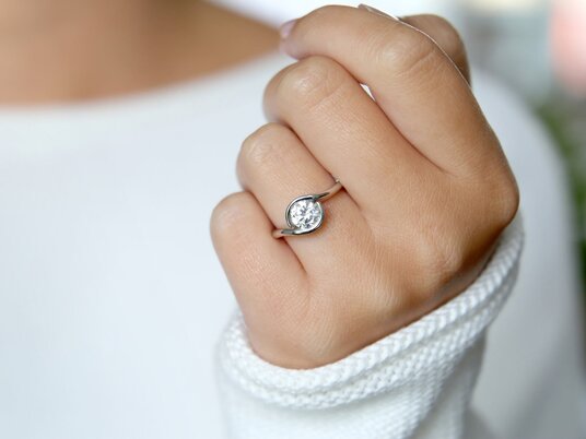 Bague de fiançailles Touch en 9K or blanc avec diamant 1,00ct