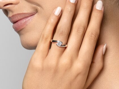 Bague de fiançailles Twist dans platine 950/- avec diamant 0,50ct G/SI